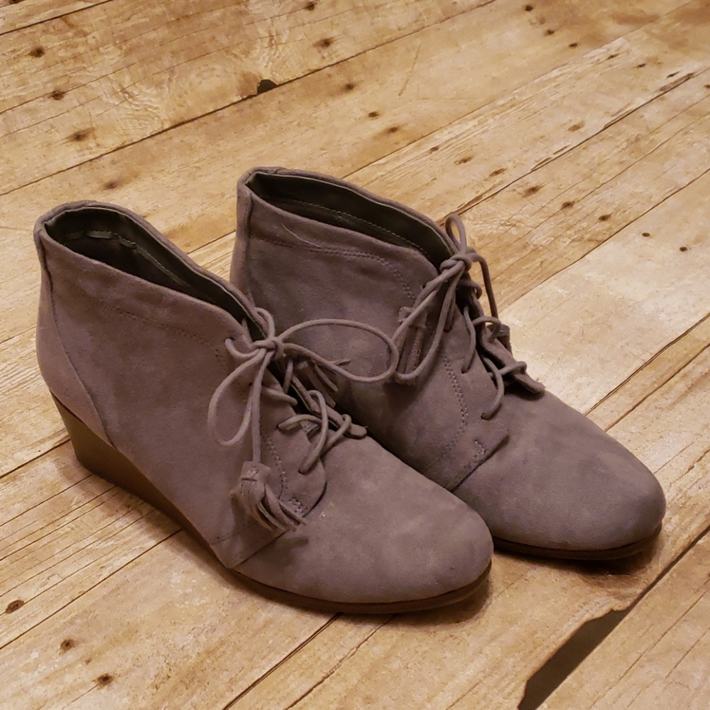 Wedge booties